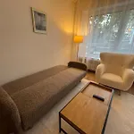 Zentrale Wohnung In Duesseldorf Nahe Messe & Rhein