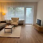 Zentrale Wohnung In Duesseldorf Nahe Messe & Rhein